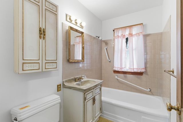 3304 Yukon Avenue S, Saint Louis Park, MN 55426