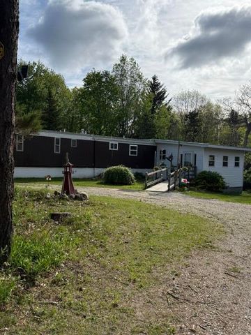 6572 Cottonwood Avenue, Big Rapids, MI 49307