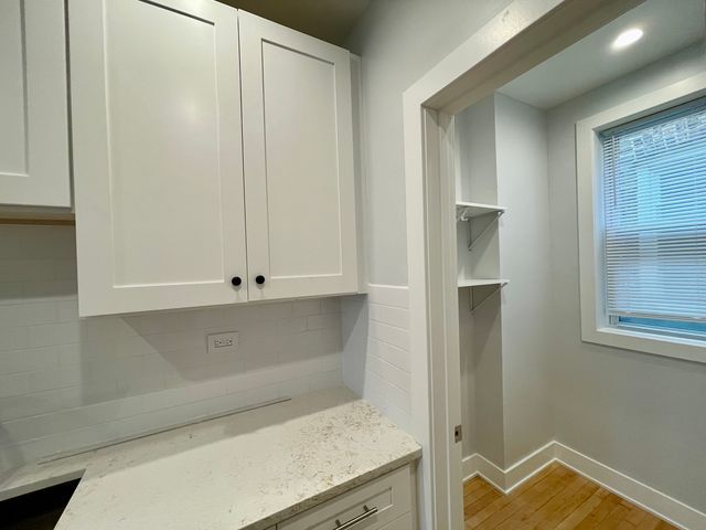 4853 W Augusta Boulevard 2, Chicago, IL 60651