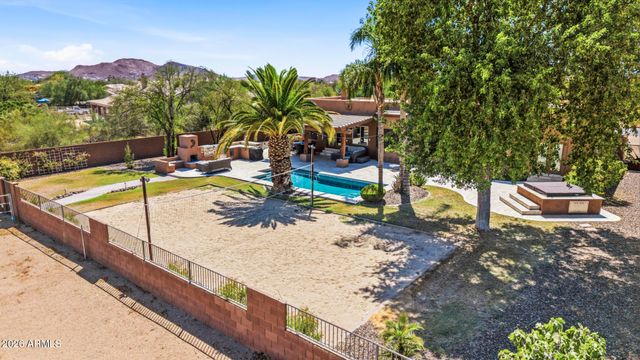 38253 N 3RD Street, Phoenix, AZ 85086