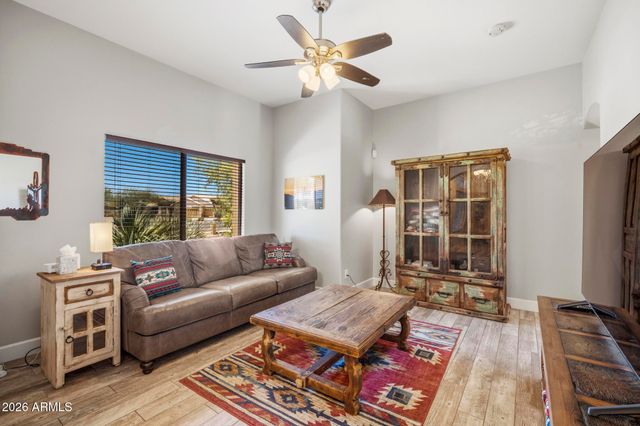38253 N 3RD Street, Phoenix, AZ 85086