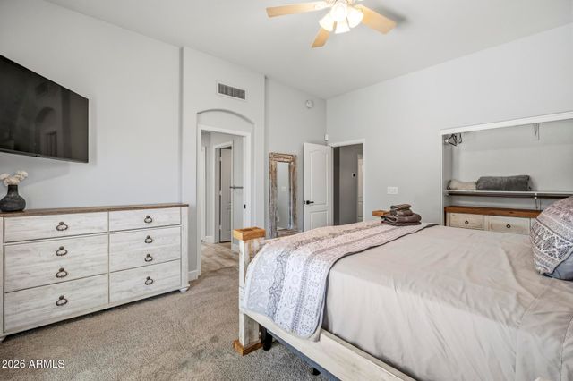 38253 N 3RD Street, Phoenix, AZ 85086