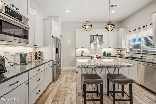 38253 N 3RD Street, Phoenix, AZ 85086