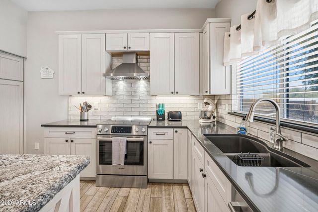 38253 N 3RD Street, Phoenix, AZ 85086