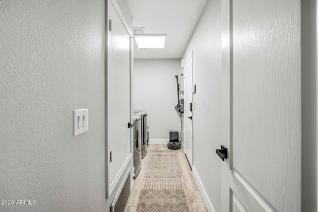 38253 N 3RD Street, Phoenix, AZ 85086