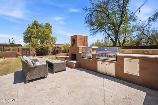 38253 N 3RD Street, Phoenix, AZ 85086