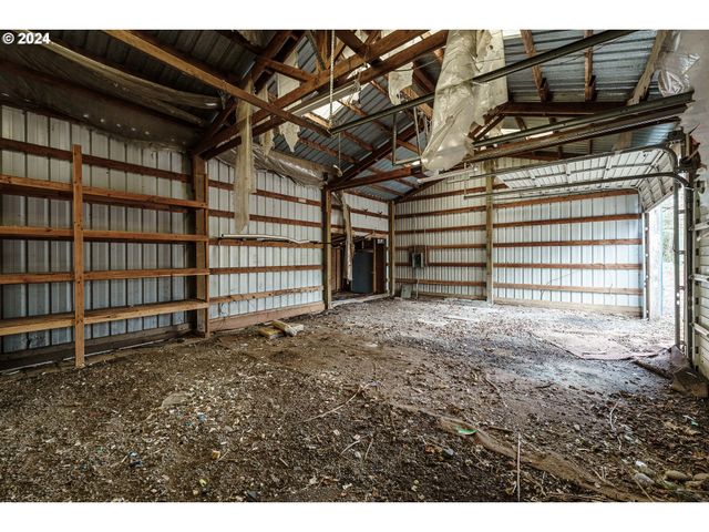 2505 Se TROUTDALE Rd, Troutdale, OR 97060