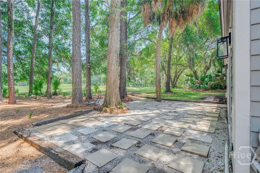 Image 26 of property listing at 22 Monastery Road, Savannah, GA 31411
