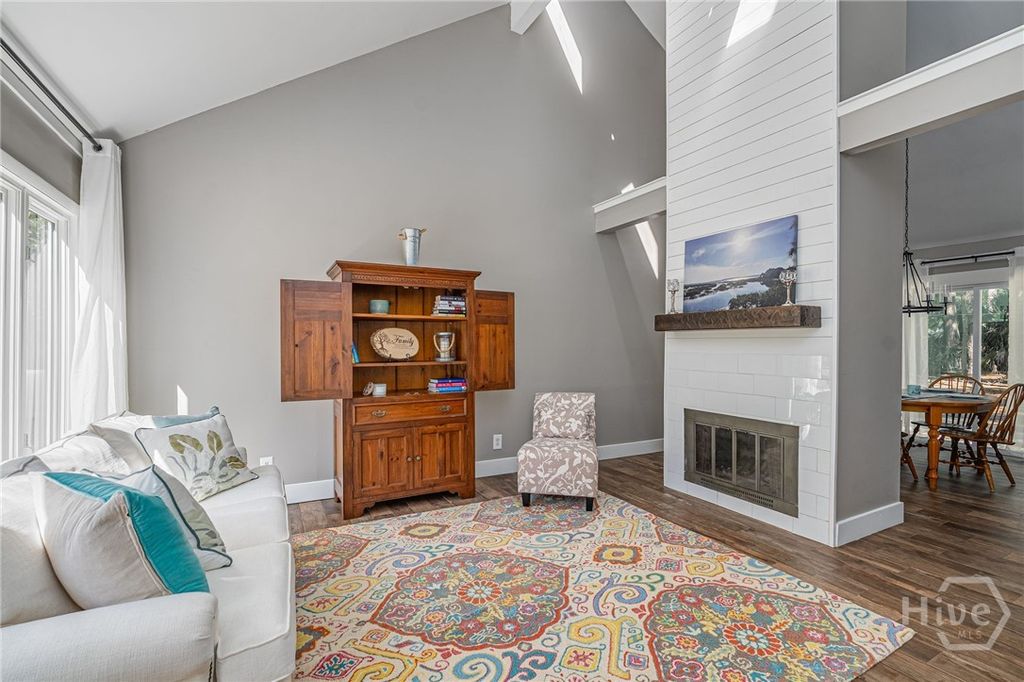 Image 7 of property listing at 22 Monastery Road, Savannah, GA 31411