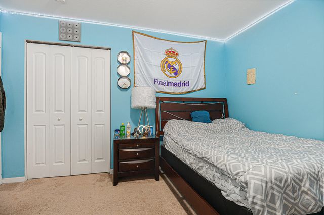 202 Beymoure Street, Kalamazoo, MI 49009