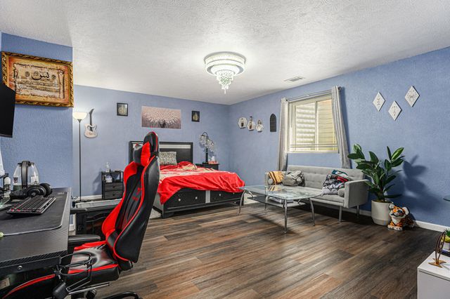 202 Beymoure Street, Kalamazoo, MI 49009