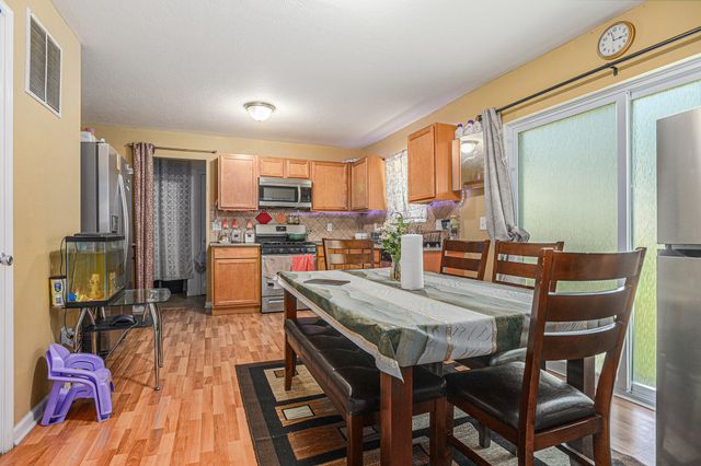 202 Beymoure Street, Kalamazoo, MI 49009