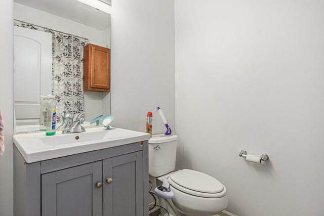 202 Beymoure Street, Kalamazoo, MI 49009