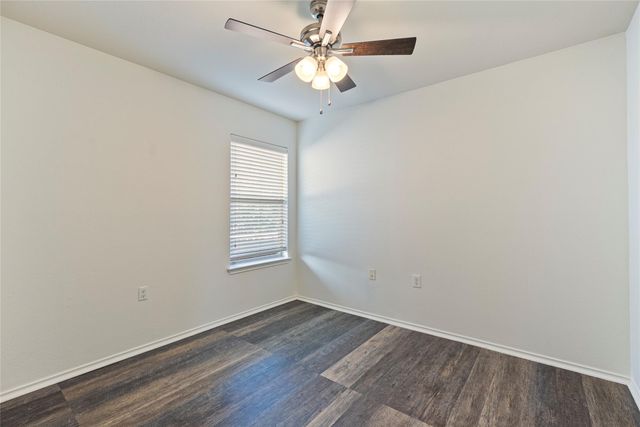10200 E Lone Pine LN, Austin, TX 78747