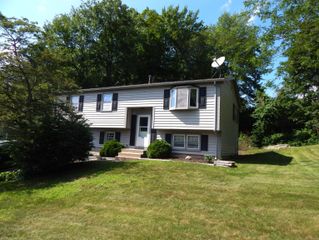 85 Bradford Road, Torrington, CT 06790