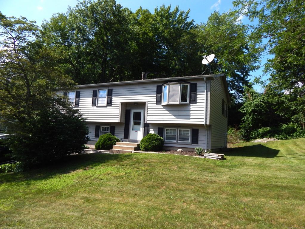 85 Bradford Road, Torrington, CT 06790