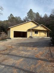 20341 Midland Dr., Sonora, CA 95370