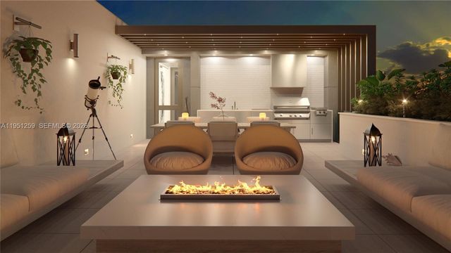 6021 SW 76th St, South Miami, FL 33143