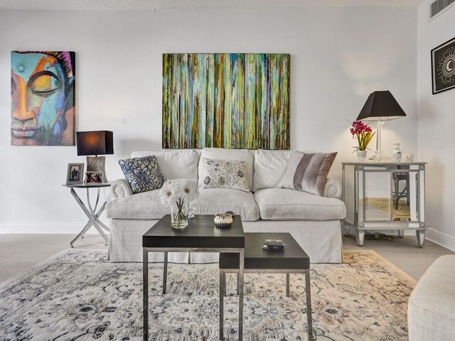 1850 S Ocean Blvd Apt 605, Pompano Beach, FL 33062