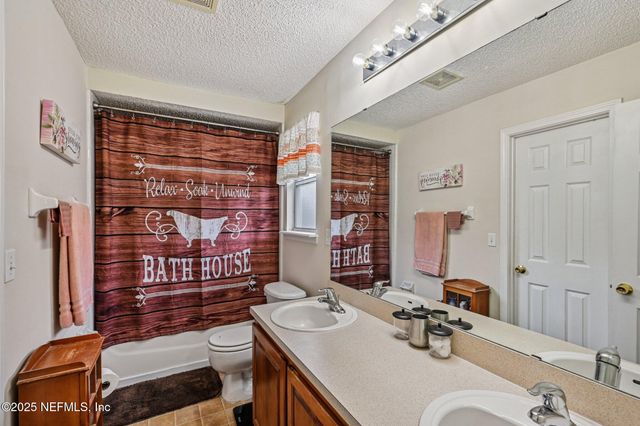 1130 SUMMER SPRINGS Drive, Middleburg, FL 32068