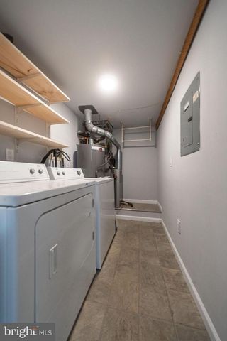 12 SUMMIT CT, Clementon, NJ 08021