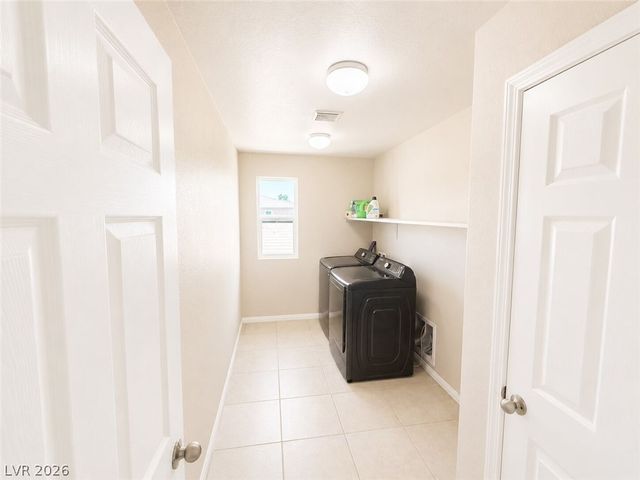 2716 Graceful Grove Avenue, North Las Vegas, NV 89032
