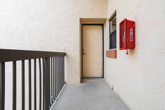 4156 Carambola Circle 2154, Coconut Creek, FL 33066