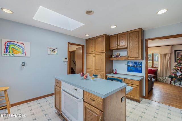 129 Cumberland View Drive, Oak Ridge, TN 37830