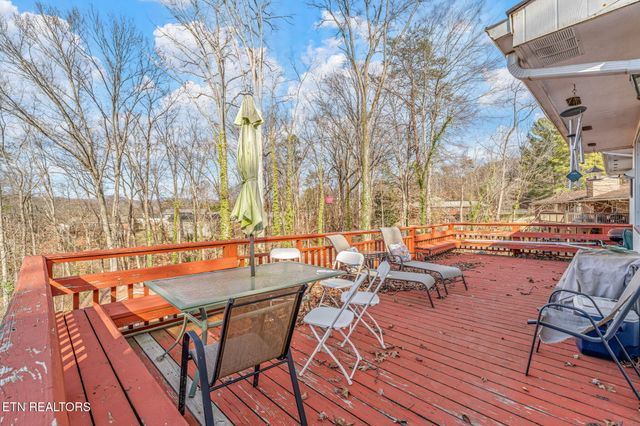 129 Cumberland View Drive, Oak Ridge, TN 37830