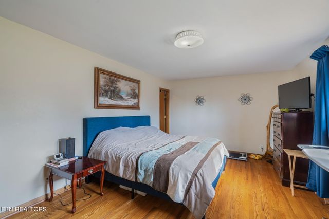 129 Cumberland View Drive, Oak Ridge, TN 37830