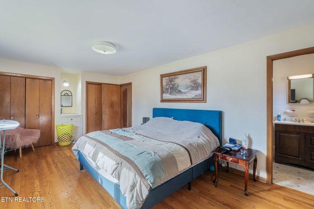 129 Cumberland View Drive, Oak Ridge, TN 37830