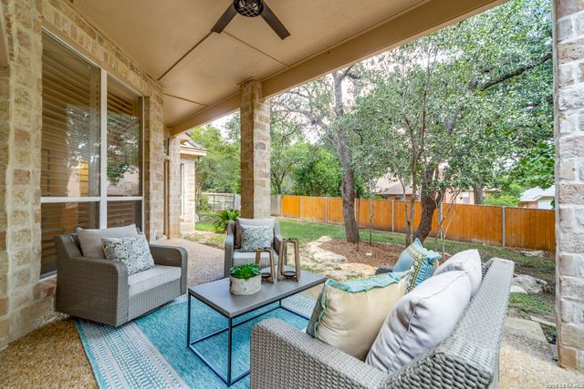 8 ASPEN CREEK DR, San Antonio, TX 78248