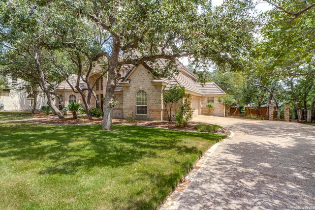 8 ASPEN CREEK DR, San Antonio, TX 78248