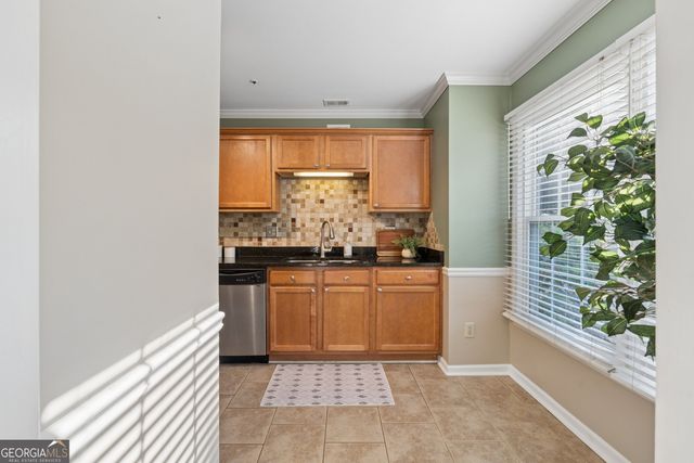 597 Saint James Walk SE, Marietta, GA 30067