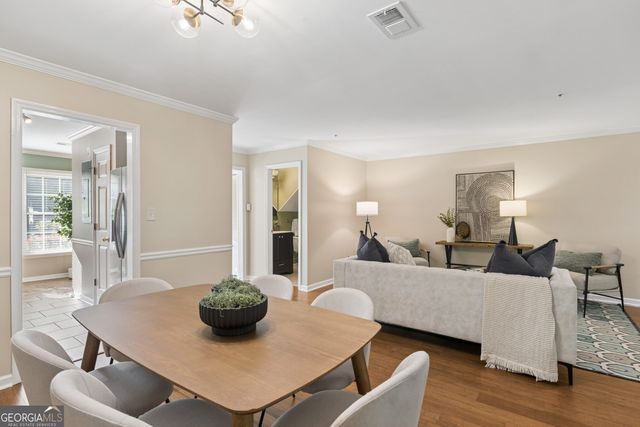 597 Saint James Walk SE, Marietta, GA 30067