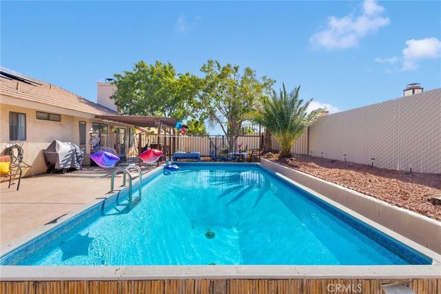 13577 Buena Vista Drive, Hesperia, CA 92344