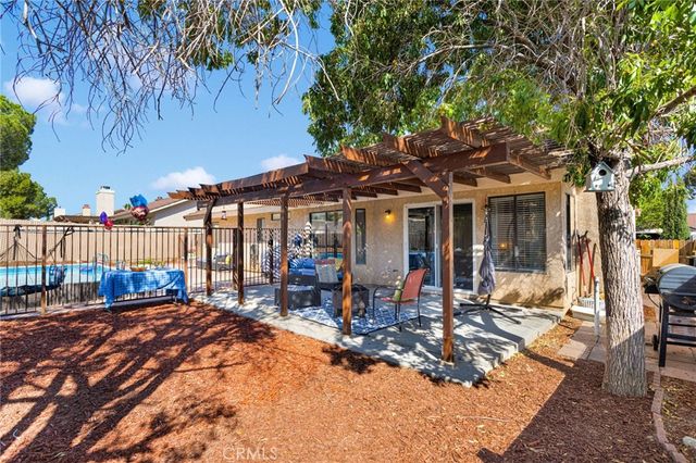 13577 Buena Vista Drive, Hesperia, CA 92344