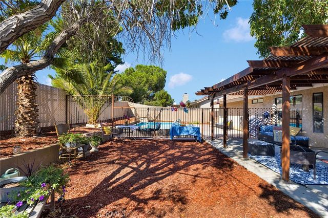 13577 Buena Vista Drive, Hesperia, CA 92344