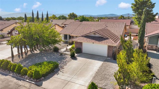 13577 Buena Vista Drive, Hesperia, CA 92344