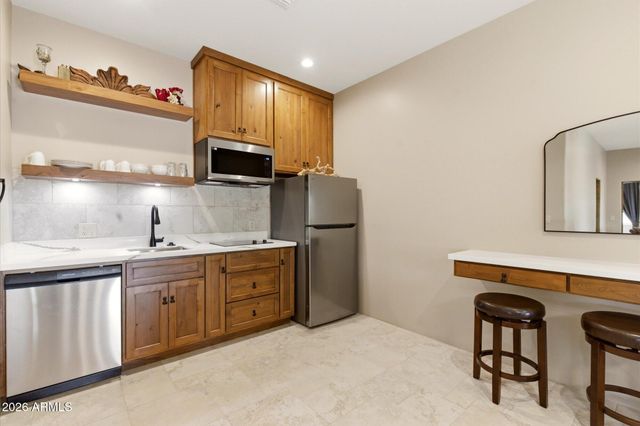 21750 N 30th Way, Phoenix, AZ 85050