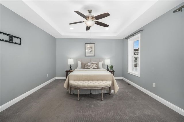 4 Donald Ave, Chelmsford, MA 01824