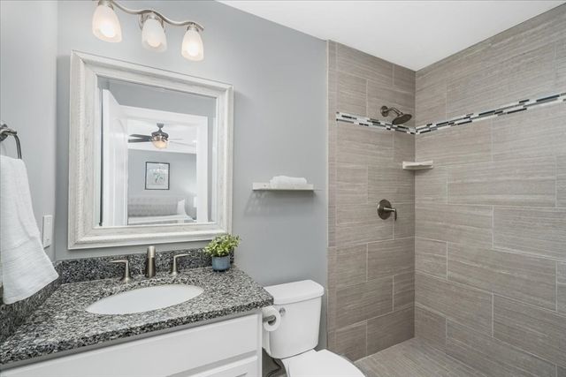 4 Donald Ave, Chelmsford, MA 01824