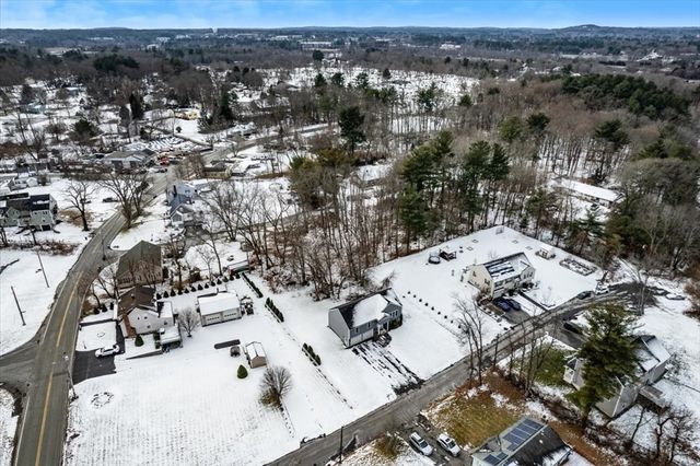 4 Donald Ave, Chelmsford, MA 01824