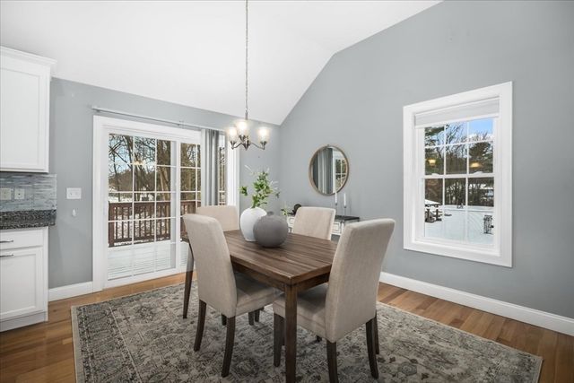 4 Donald Ave, Chelmsford, MA 01824