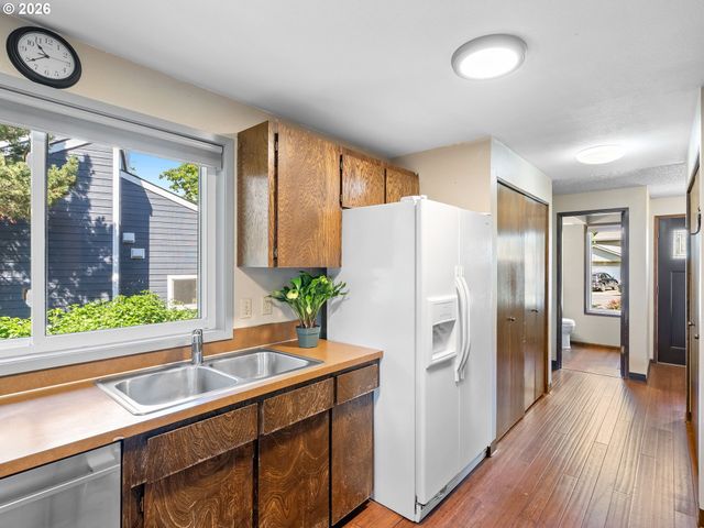 11641 Se FLAVEL St, Portland, OR 97266