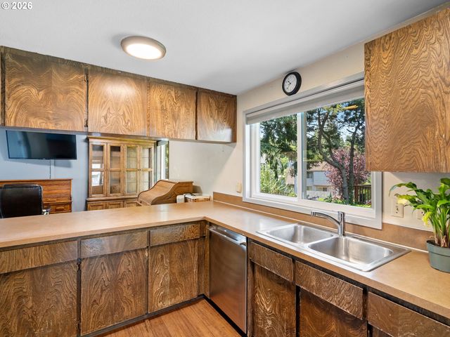 11641 Se FLAVEL St, Portland, OR 97266