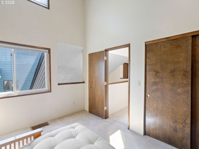 11641 Se FLAVEL St, Portland, OR 97266