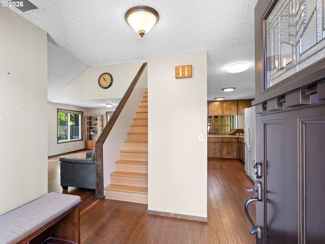 11641 Se FLAVEL St, Portland, OR 97266