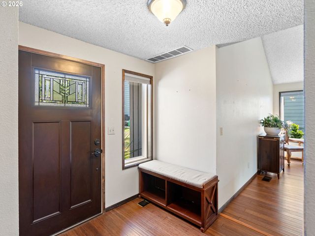 11641 Se FLAVEL St, Portland, OR 97266