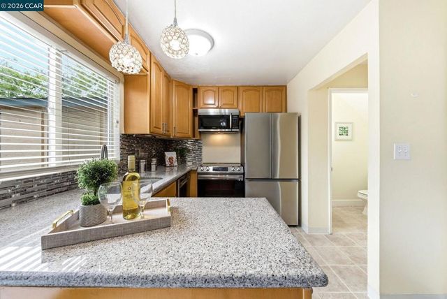 2443 Oliver Dr, Hayward, CA 94545